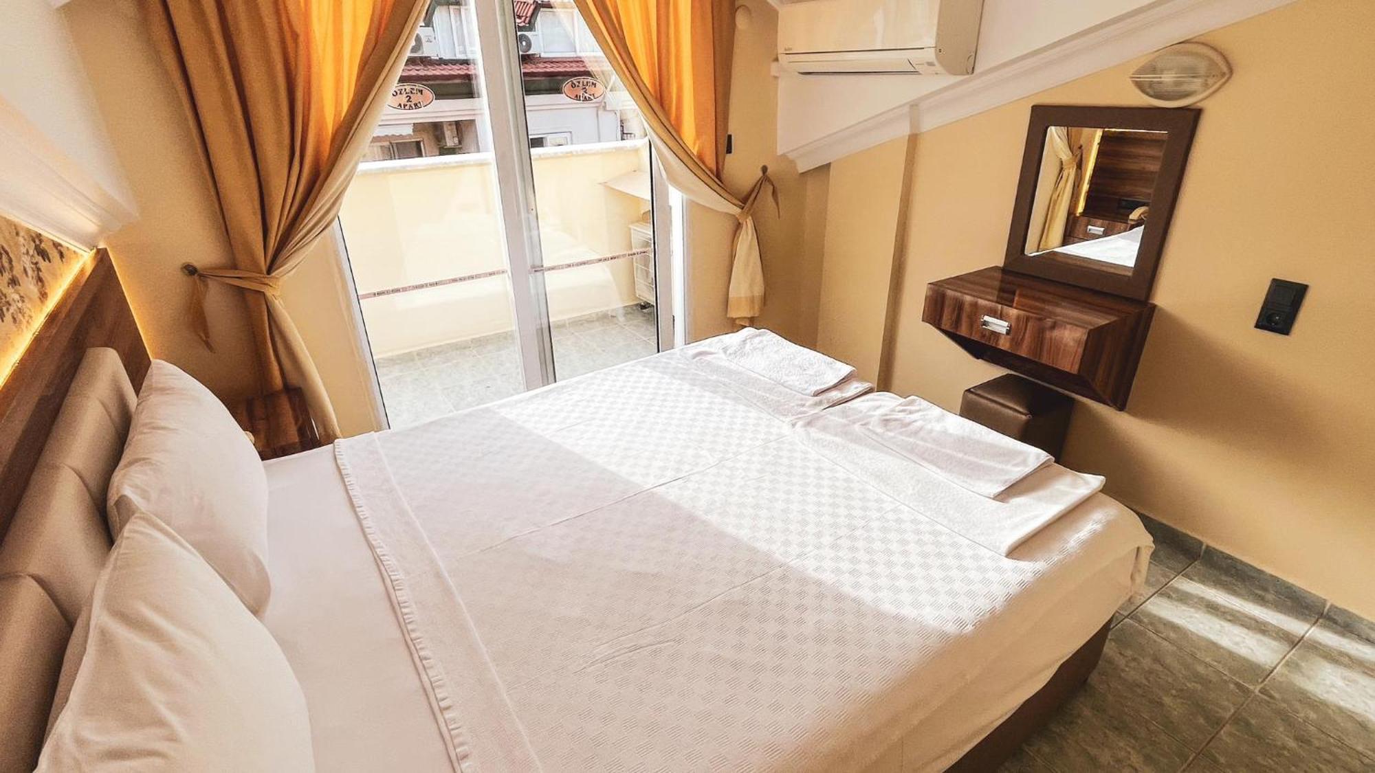 Ozlem 2 Apart Hotel Μαρμαρίς Εξωτερικό φωτογραφία